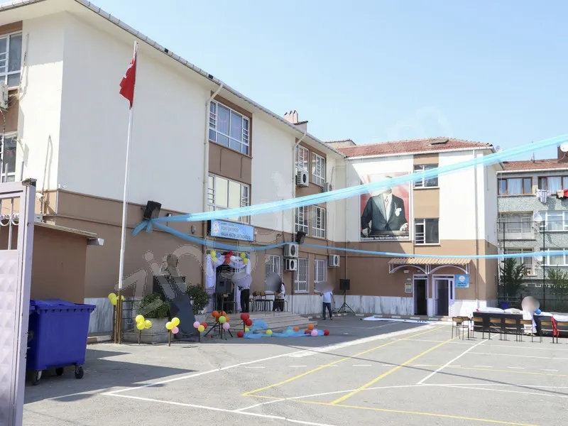 Fuat Baymur İmam Hatip Ortaokulu Wellini alüminyum radyatör uygulaması