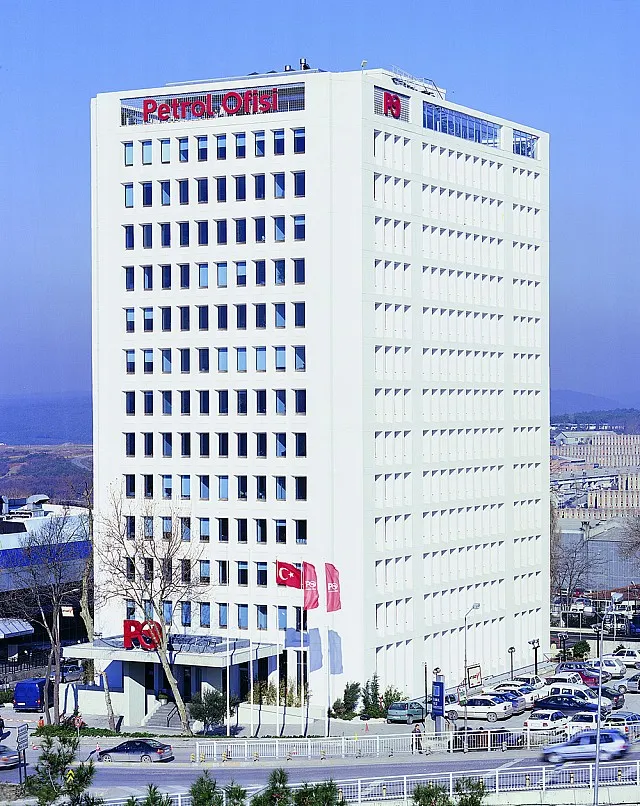Petrol Ofisi İdare Binası Wellini alüminyum radyatör uygulaması